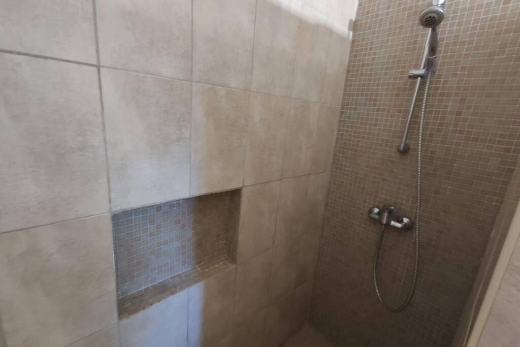 Logement Tout Confort Au Calme Entre Saint Tropez Et Les Gorges Du Verdon 勒托霍奈 外观 照片